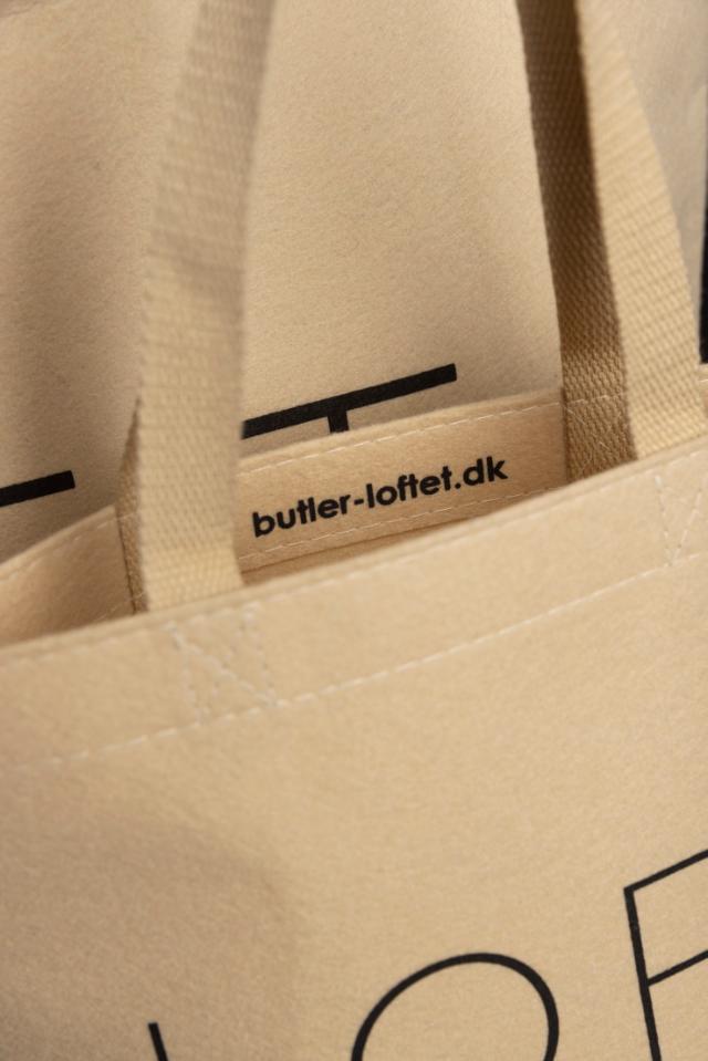 Butler-loftet-Embacollage