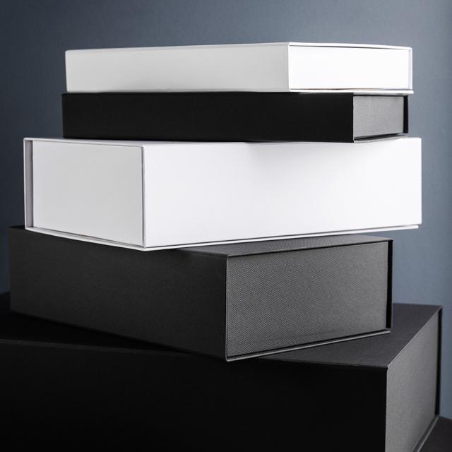 Magnet box white 27x17x7 cm 30 pcs.