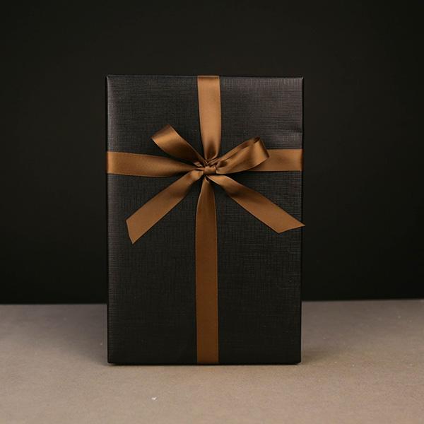 Wrapping Paper 3105 Black Embossed