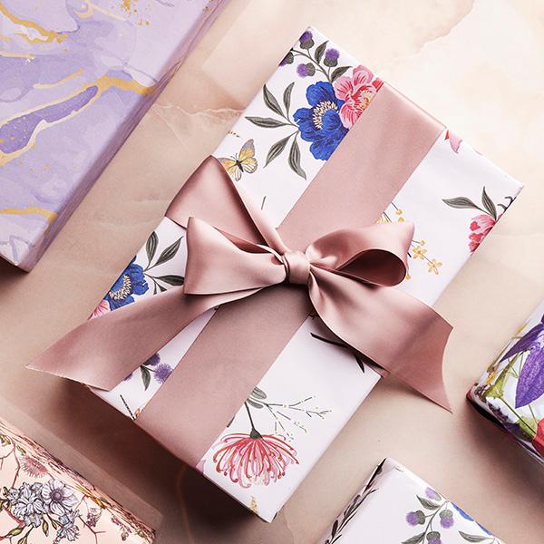 Wrapping Paper 3654 Avenue des fleurs 55 cm x 100 m