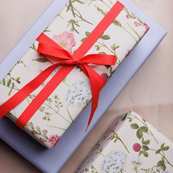 Wrapping Paper 3668 Flower Meadow Sand 55 cm x 100 m