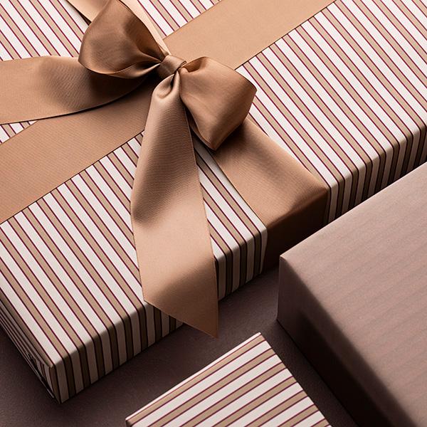 Wrapping paper 3688 Pinstripe 55cm x 100m