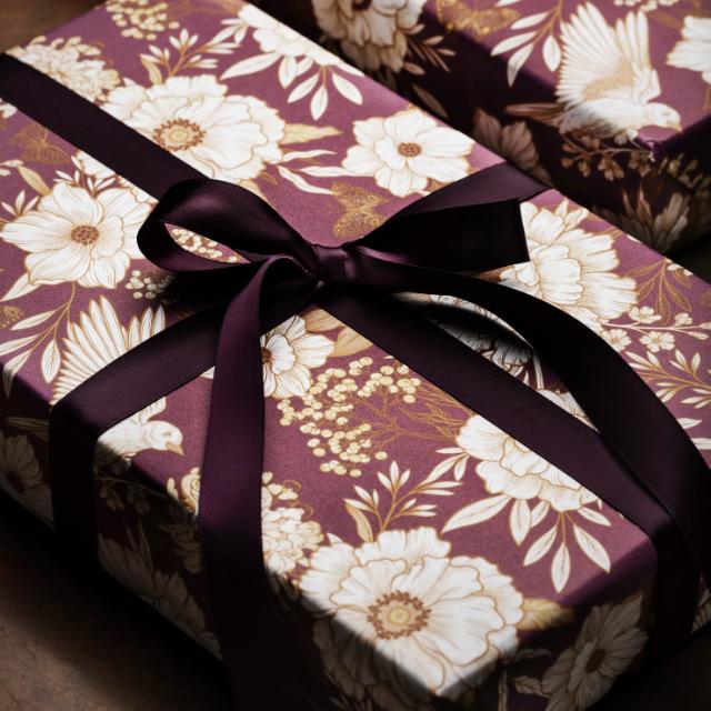 Wrapping paper 3697 Purple Winterbloom, 100 m