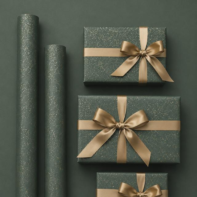 Wrapping Paper  6428 Green Golden StarsCluster 55 cm x120m