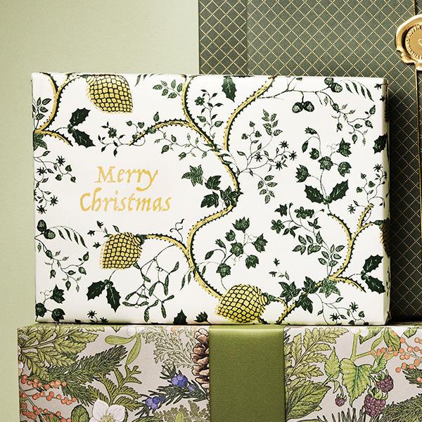Christmas Paper 6431 Green Golden Twigs 55 cm x 100 m