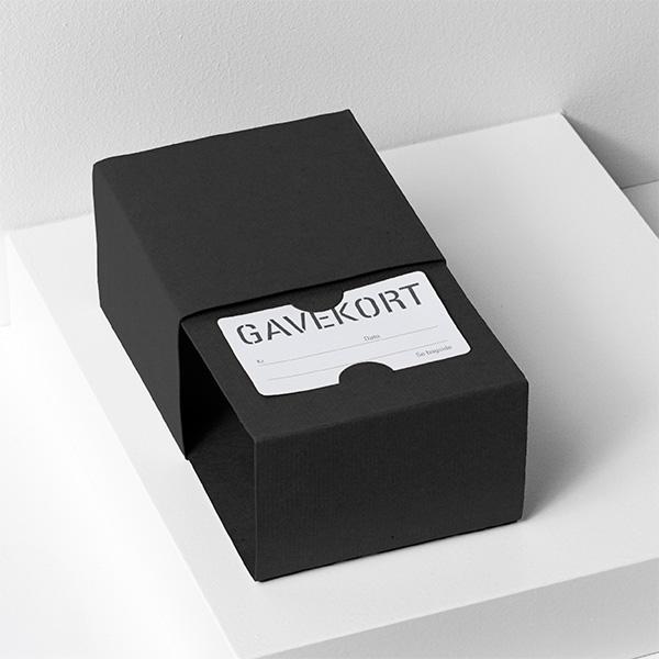 Giftcardbox Embossed Black 11x11x7cm