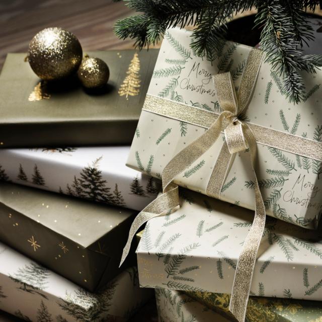 Wrapping Christmas24 - Embacollage